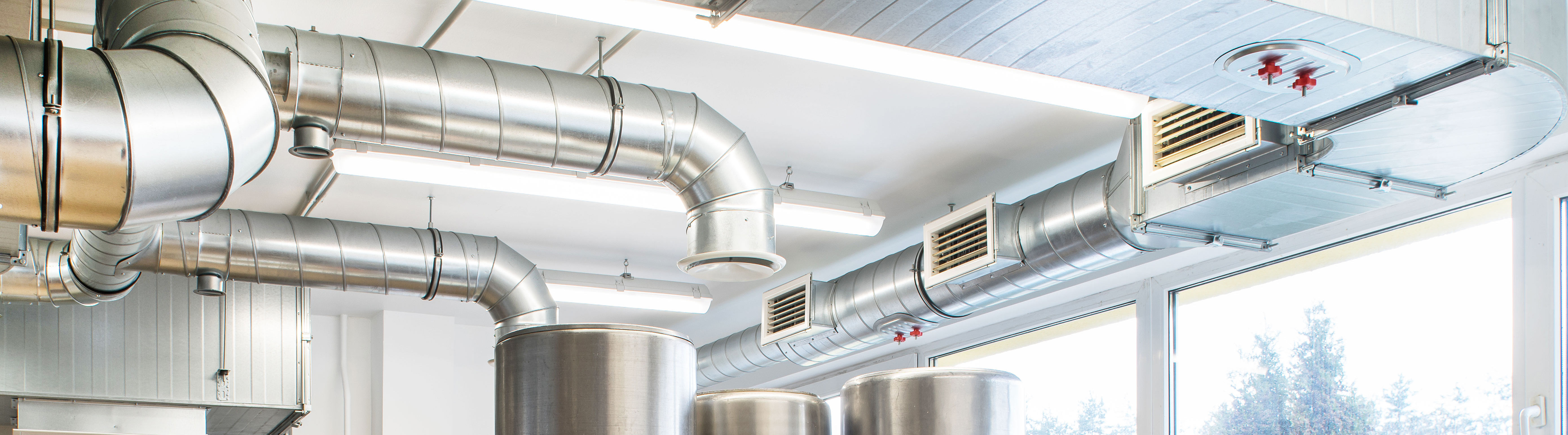 Fume hood system for industrial commercial kitchen
