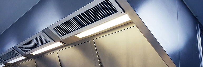 detail view extractor hoo in an industrial kitchen