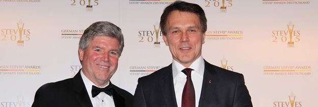 Preisübergabe der German Stevie Awards an Fenkl von ZIEHL-ABEGG