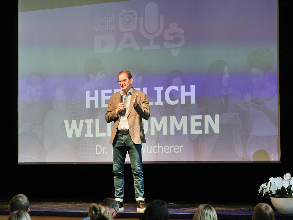 Dr. Marc Wucherer